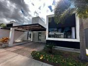 Casa / Sobrado em Condomínio para Venda em São Pedro da...