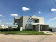 Casa / Sobrado em Condomínio para Venda em Salto/SP...