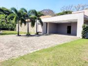 Casa / Sobrado em Condomínio para Venda em Salto/SP...