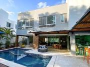 Casa / Sobrado em Condomínio para Venda em Salvador/BA...