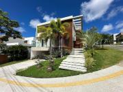 Casa / Sobrado em Condomínio para Venda em Salvador/BA...