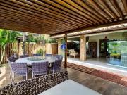 Casa / Sobrado em Condomínio para Venda em Salvador/BA...