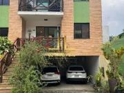 Casa / Sobrado em Condomínio para Venda em Salvador/BA...