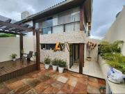 Casa / Sobrado em Condomínio para Venda em Salvador/BA...
