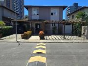 Casa / Sobrado em Condomínio para Venda em Salvador/BA...