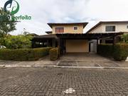 Casa / Sobrado em Condomínio para Venda em Salvador/BA...