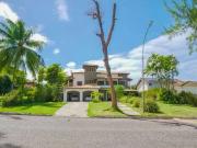 Casa / Sobrado em Condomínio para Venda em Salvador/BA...