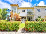 Casa / Sobrado em Condomínio para Venda em Salvador/BA...