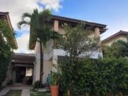 Casa / Sobrado em Condomínio para Venda em Salvador/BA...