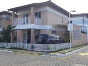 Casa / Sobrado em Condomínio para Venda em Salvador/BA...
