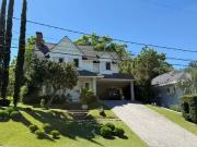 Casa / Sobrado em Condomínio para Venda em Santa Cruz do...