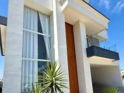 Casa / Sobrado em Condomínio para Venda em Santa...