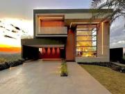 Casa / Sobrado em Condomínio para Venda em Santana de...