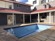 Casa / Sobrado em Condomínio para Venda em Santana de...