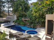 Casa / Sobrado em Condomínio para Venda em Santana de...