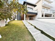 Casa / Sobrado em Condomínio para Venda em Santana de...
