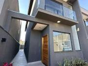 Casa / Sobrado em Condomínio para Venda em Santana de...