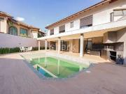 Casa / Sobrado em Condomínio para Venda em Santana de...