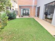 Casa / Sobrado em Condomínio para Venda em Santana de...