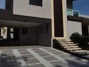 Casa / Sobrado em Condomínio para Venda em Santana de...