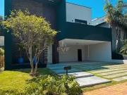 Casa / Sobrado em Condomínio para Venda em Santana de...