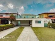 Casa / Sobrado em Condomínio para Venda em Santana de...