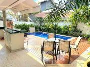 Casa / Sobrado em Condomínio para Venda em Santana de...