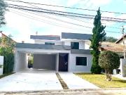 Casa / Sobrado em Condomínio para Venda em Santana de...