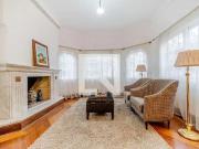 Casa / Sobrado em Condomínio para Venda em Santana de...