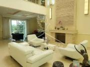 Casa / Sobrado em Condomínio para Venda em Santana de...