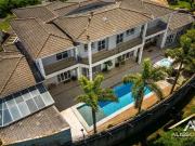 Casa / Sobrado em Condomínio para Venda em Santana de...