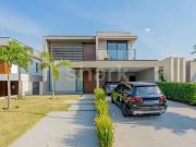 Casa / Sobrado em Condomínio para Venda em Santana de...