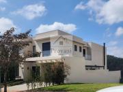 Casa / Sobrado em Condomínio para Venda em Santana de...