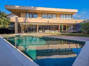 Casa / Sobrado em Condomínio para Venda em Santana de...