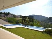 Casa / Sobrado em Condomínio para Venda em Santana de...