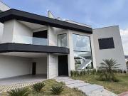 Casa / Sobrado em Condomínio para Venda em Santana de...