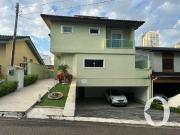Casa / Sobrado em Condomínio para Venda em Santana de...