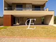 Casa / Sobrado em Condomínio para Venda em Santana de...