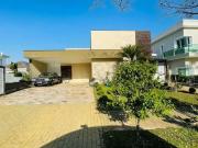 Casa / Sobrado em Condomínio para Venda em Santana de...