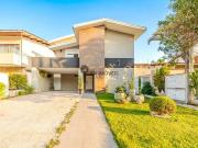 Casa / Sobrado em Condomínio para Venda em Santana de...