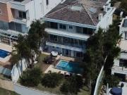 Casa / Sobrado em Condomínio para Venda em Santana de...