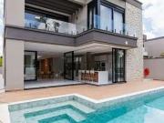 Casa / Sobrado em Condomínio para Venda em Santana de...