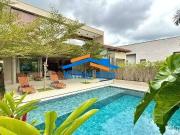 Casa / Sobrado em Condomínio para Venda em Santana de...