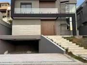 Casa / Sobrado em Condomínio para Venda em Santana de...