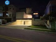 Casa / Sobrado em Condomínio para Venda em Santana de...