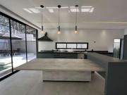 Casa / Sobrado em Condomínio para Venda em Santana de...