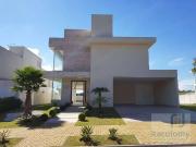 Casa / Sobrado em Condomínio para Venda em Santana de...