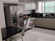 Casa / Sobrado em Condomínio para Venda em Santana de...