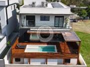 Casa / Sobrado em Condomínio para Venda em Santana de...