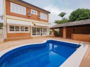 Casa / Sobrado em Condomínio para Venda em Santana de...